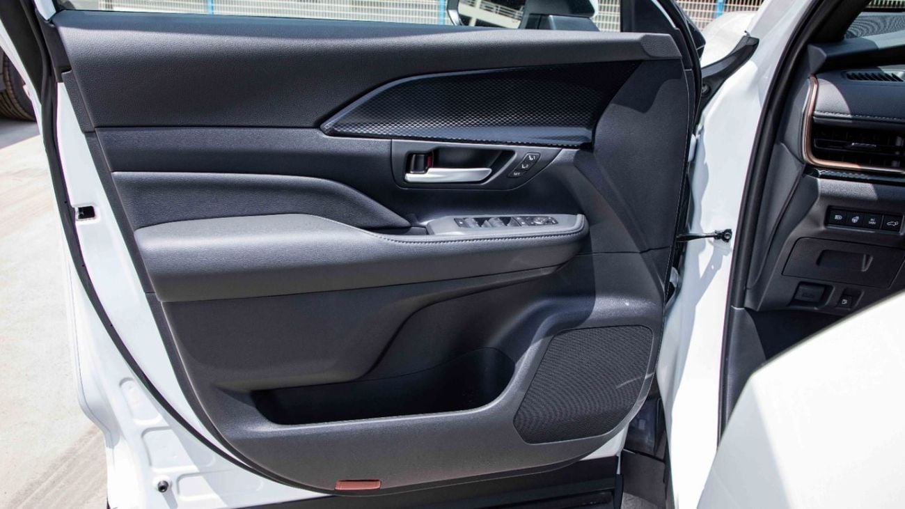 Toyota Grand Highlander PLATINUM | 2026 | Local Price