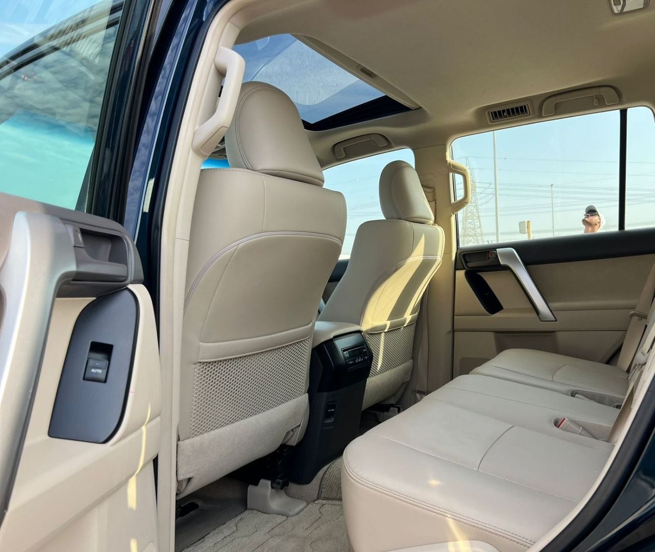 تويوتا برادو 2022 Toyota Prado TXL Full Option 4.0L V6 - AWD 4x4 - GCC- Electric Seat - Rear CAM & Sensors - Cool