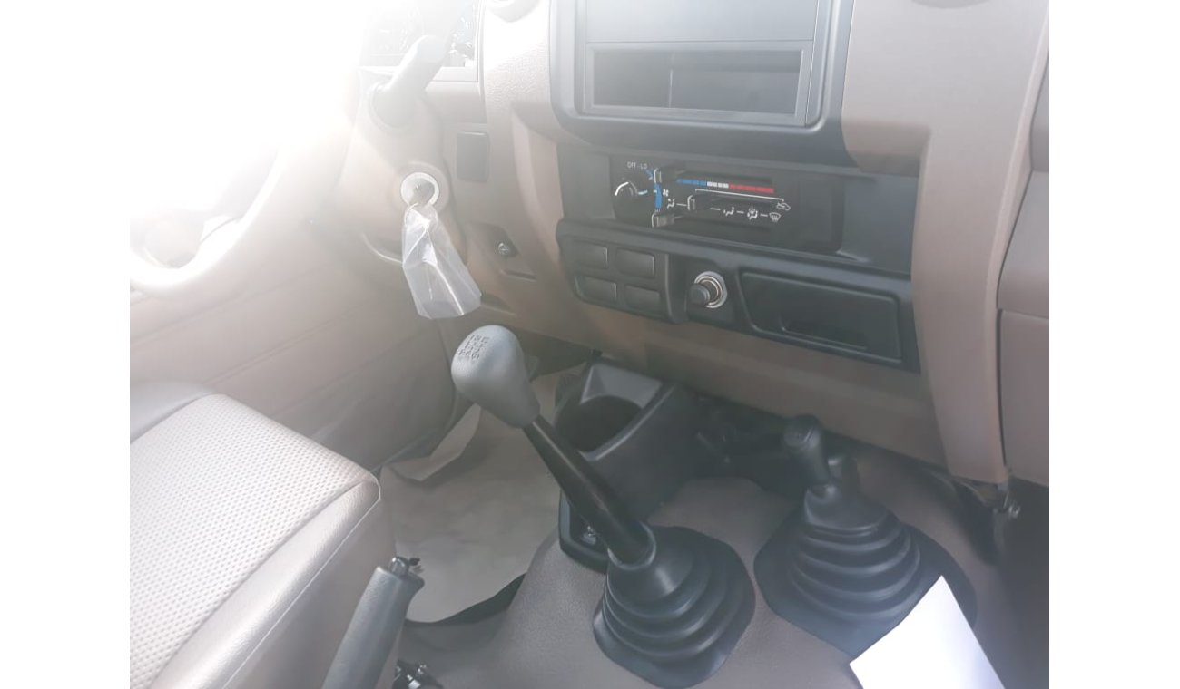 Toyota Land Cruiser Pick Up V6 Diesel 4.2L Power Options Alloy Wheels