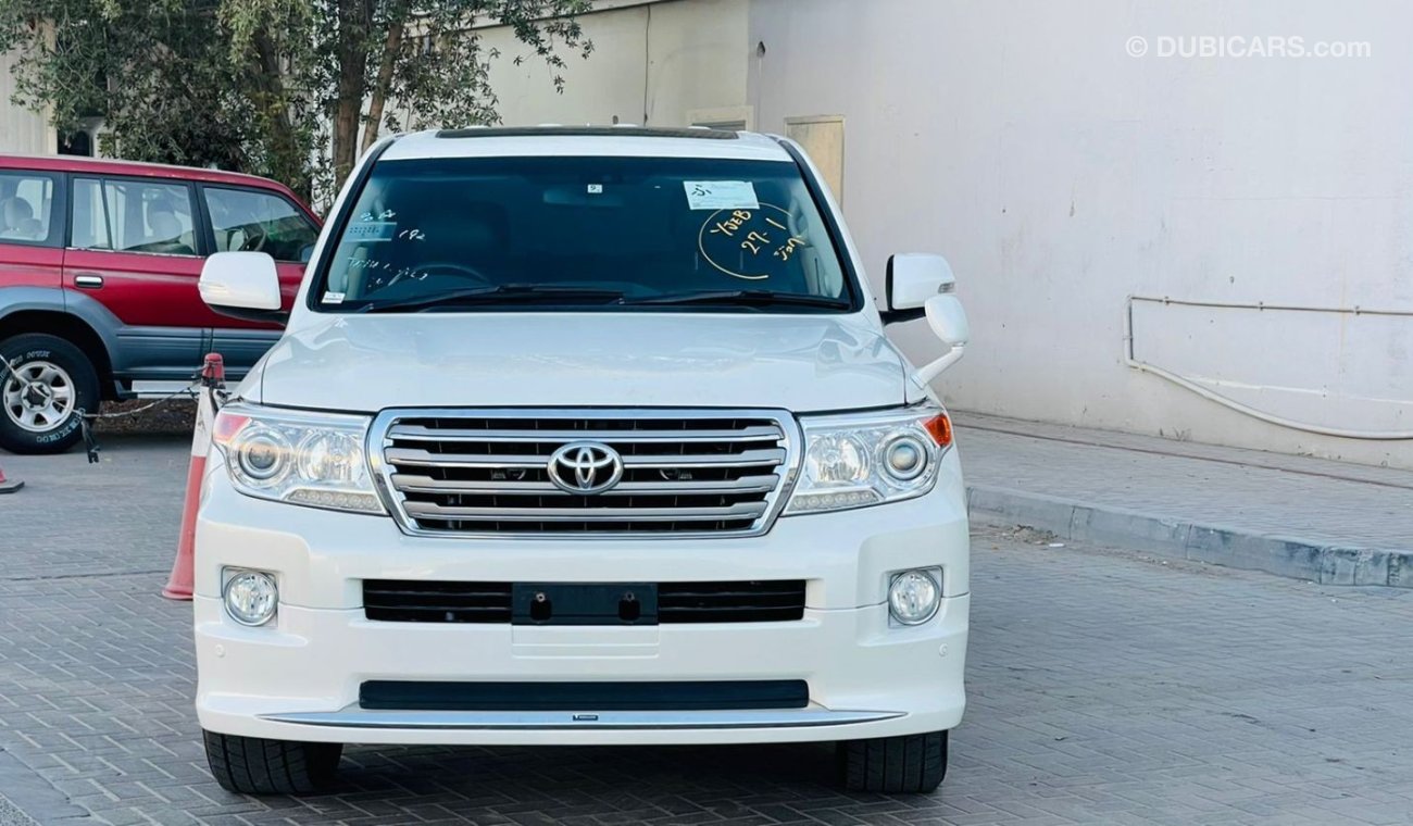 Toyota Land Cruiser 2012 | Japan Imported | 4.6CC AT Petrol Sunroof Push Start Premium Condition