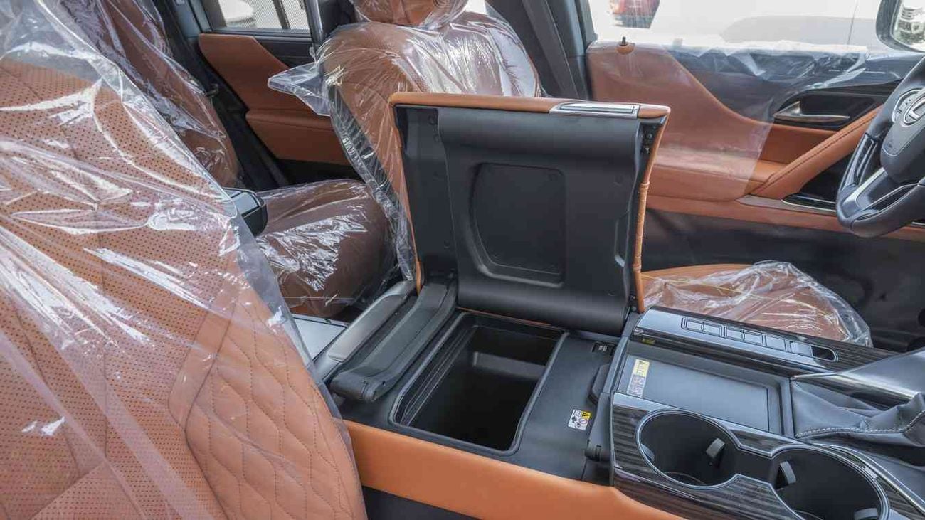 Lexus LX600 VIP ECTAV0003 - 2026 Lexus LX600 VIP - 3.5L Ptr At - Black with Tan Interior