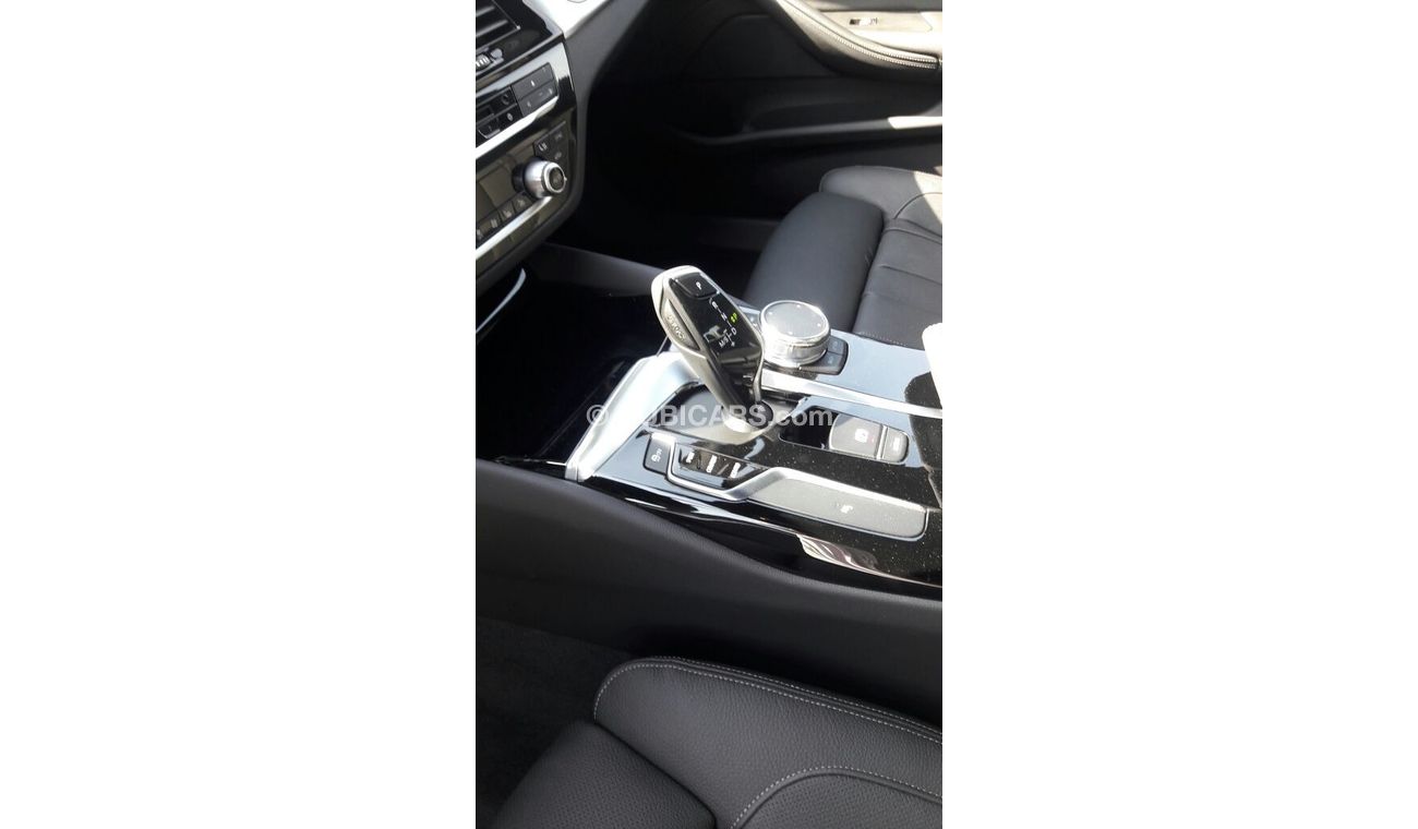 بي أم دبليو 530i