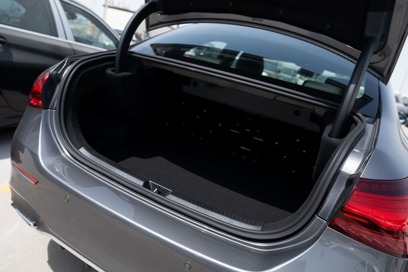 Mercedes-Benz A 200 Mercedes A200 1.3T Petrol 2025