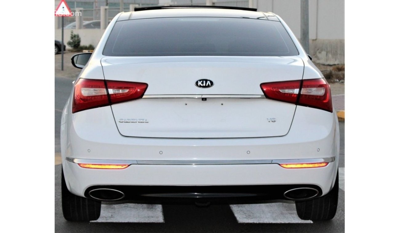 Kia Cadenza Kia Cadenza 2016 GCC No. Full option in excellent condition, without accidents, there is a cosmetic