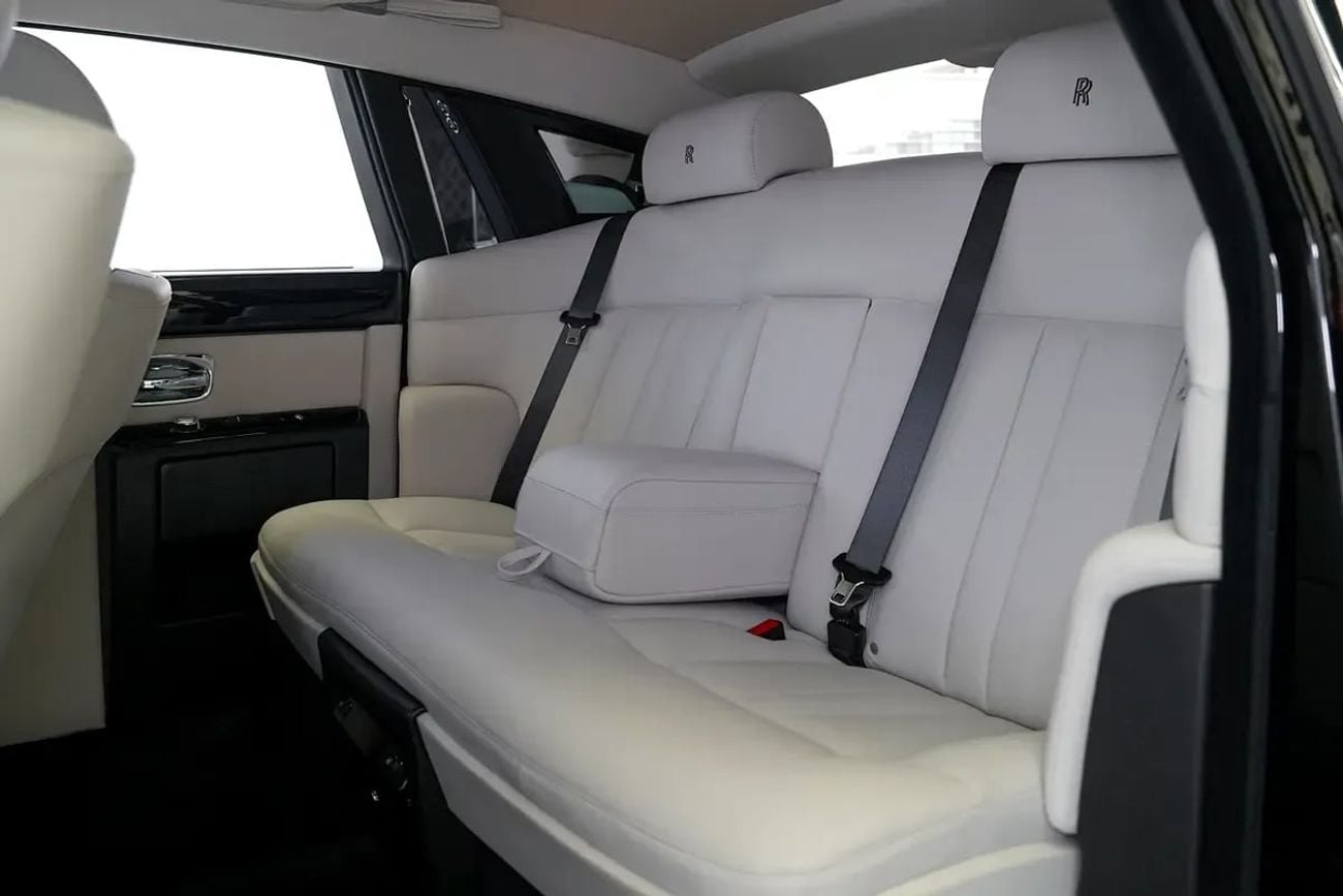 Rolls Royce Phantom Std 6.8L Sedan