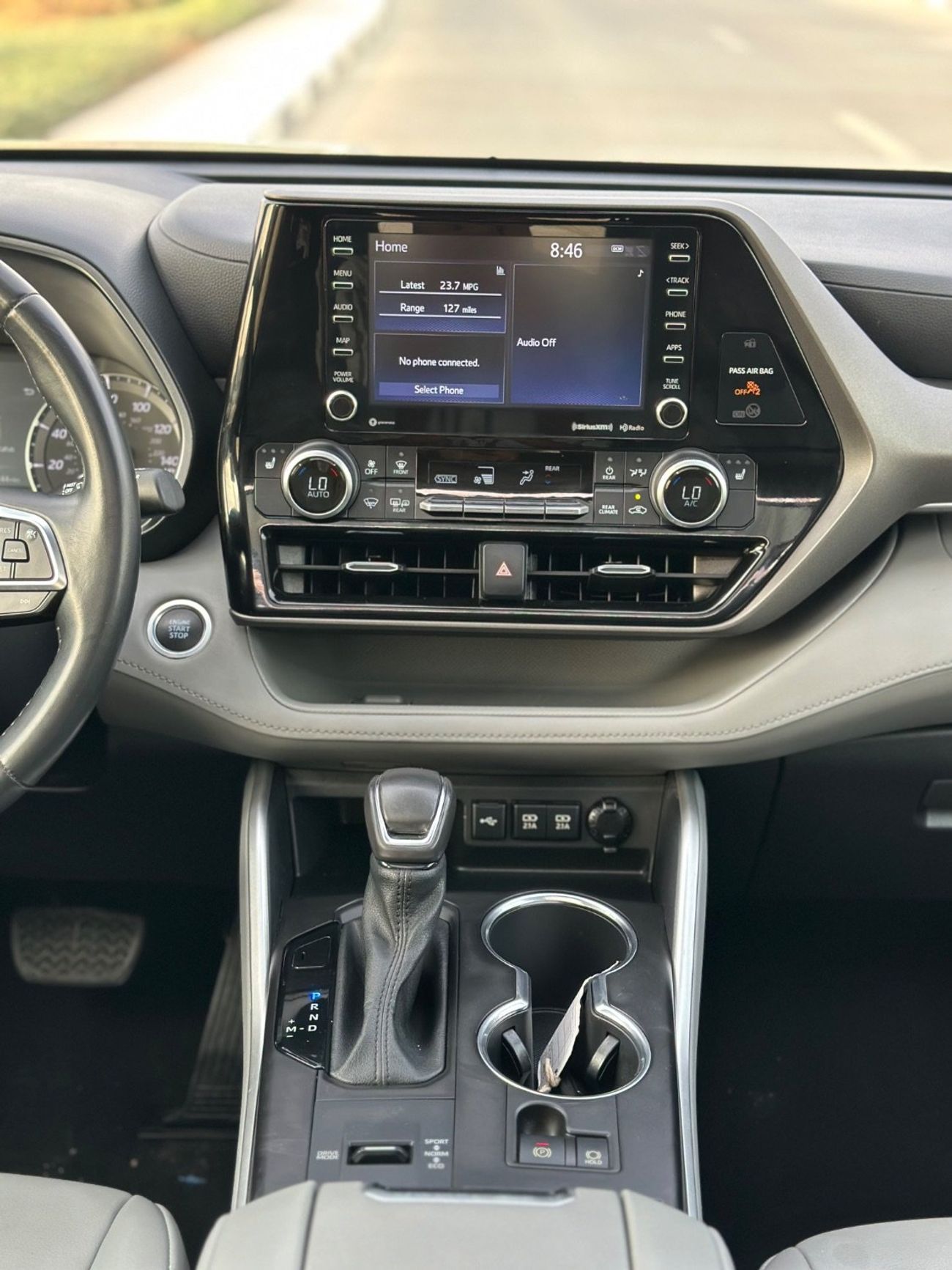 تويوتا هايلاندر XLE premium 2.5 L