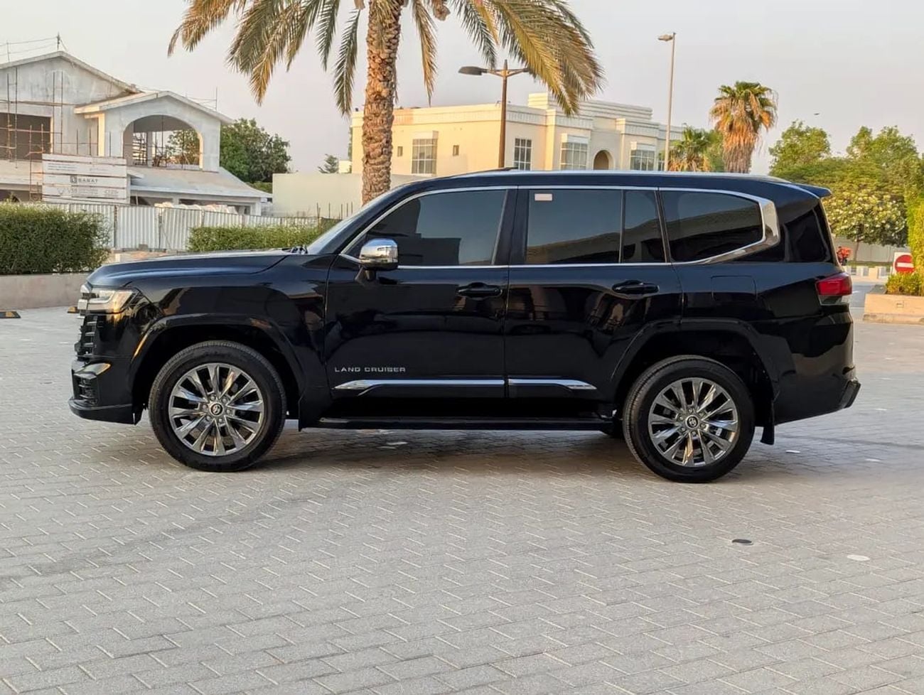 Toyota Land Cruiser GXR DIESEL GCC Specs Full option Twin Turbo