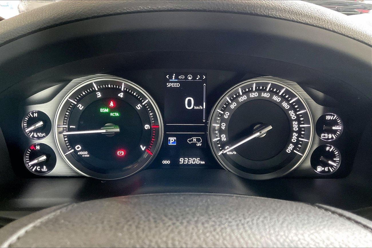 Toyota Land Cruiser VXR | upto AED 20,000 Ramadan Discount | Guaranteed Warranty | 0 Down Payment