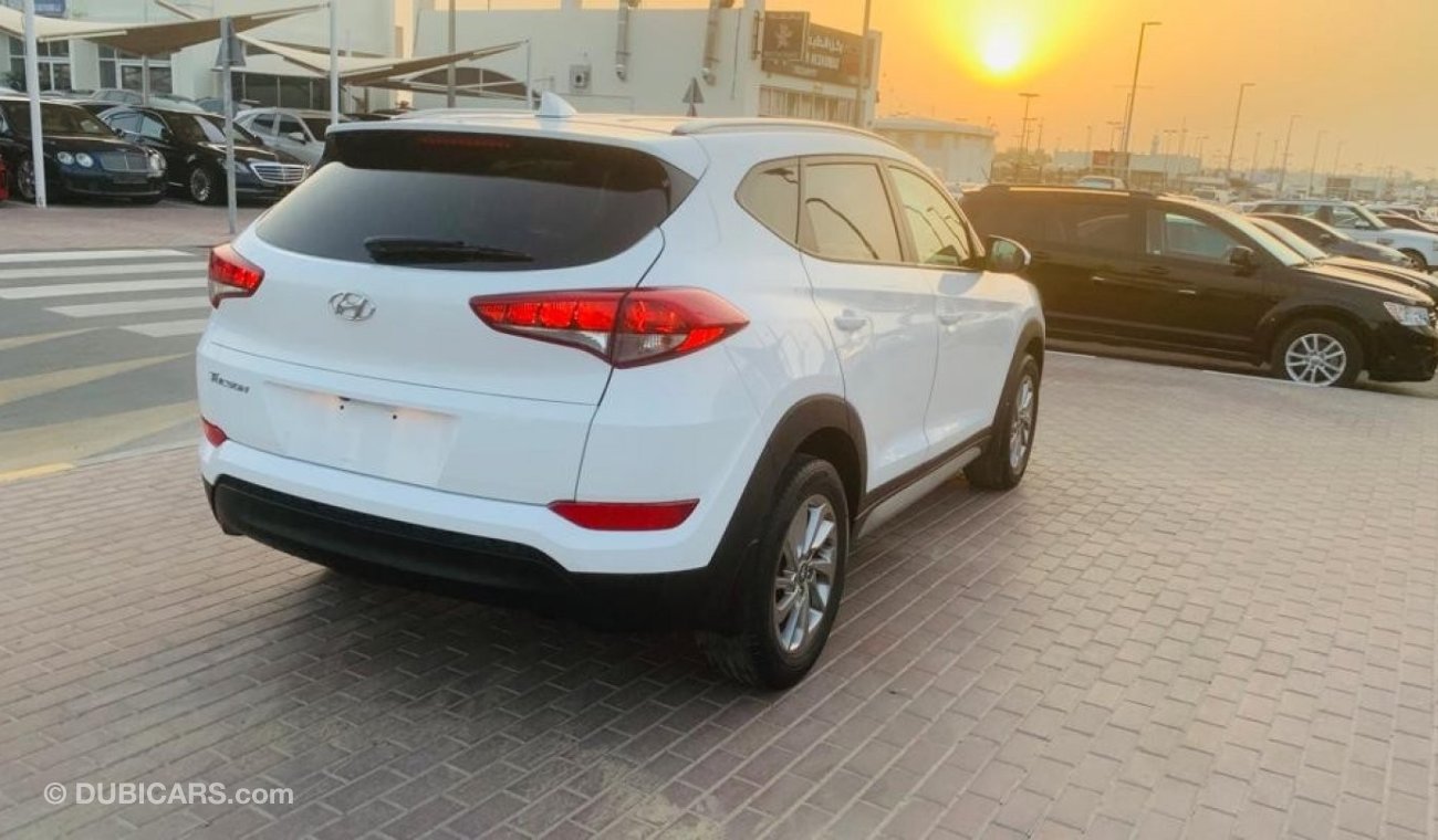 Hyundai Tucson GL Very Clean Car