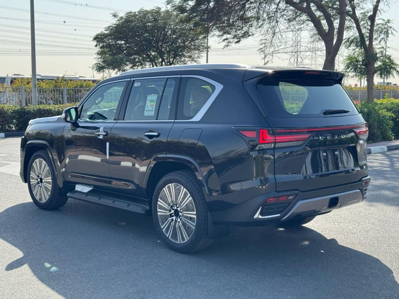 Lexus LX 600 Signature 3.5L GCC SPEC BRAND NEW