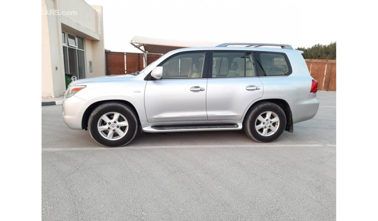Lexus LX 570 Lexus LX 570 2011 G CC original pant