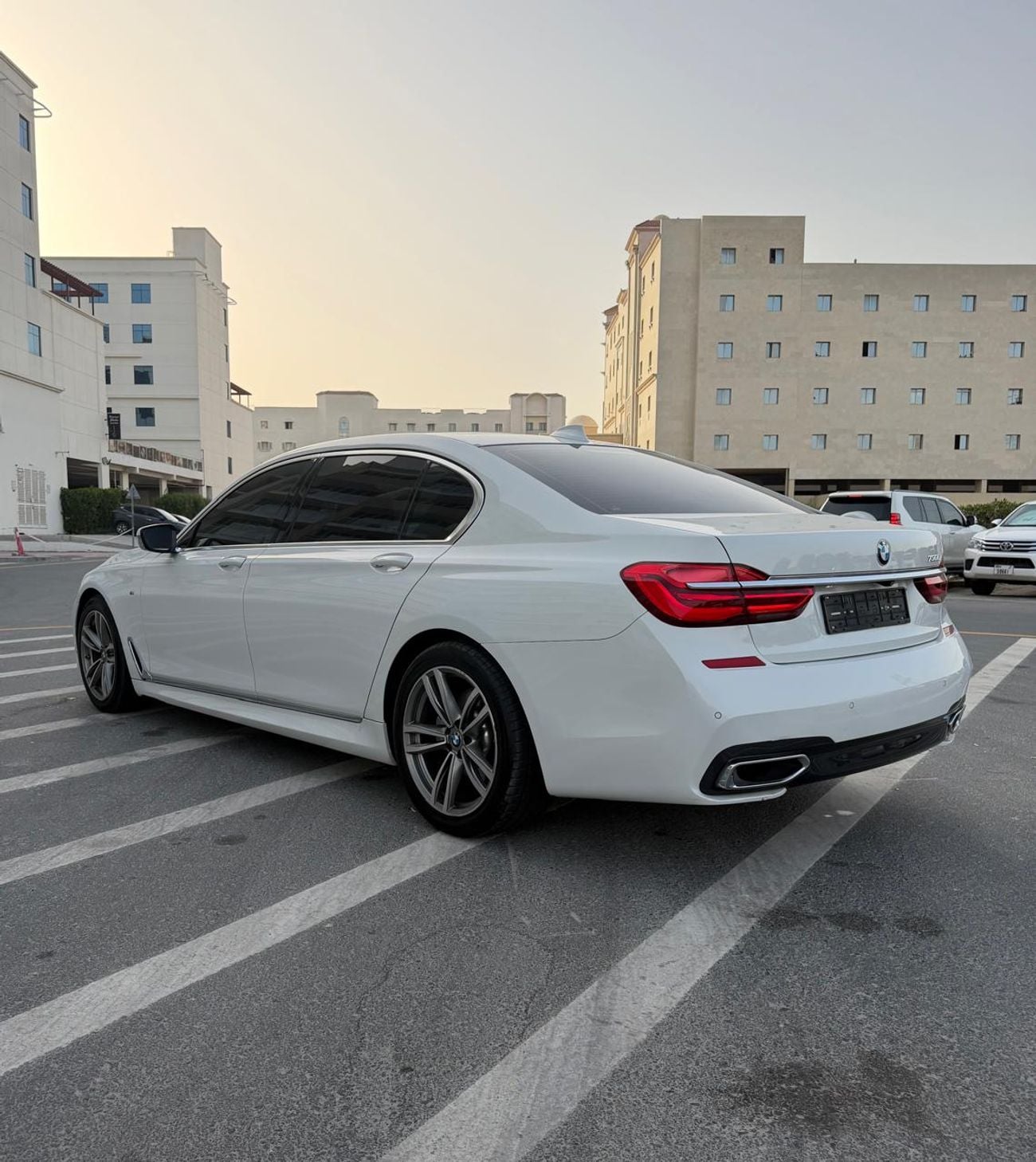 BMW 730Li LUXURY