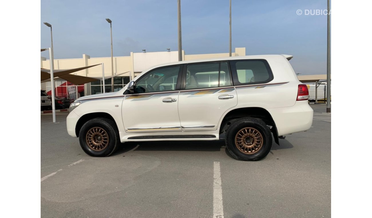 Toyota Land Cruiser Toyota landcruser g_xr v6 2009 good condition