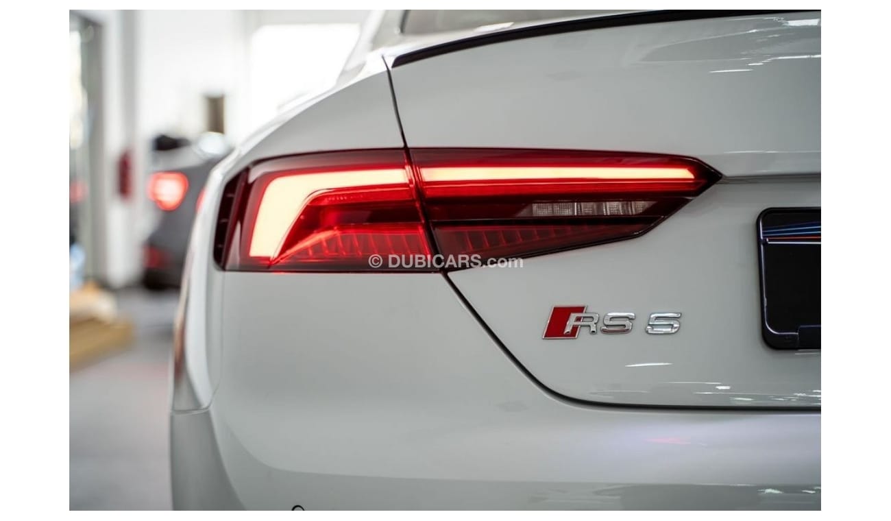 Audi RS5 Standard