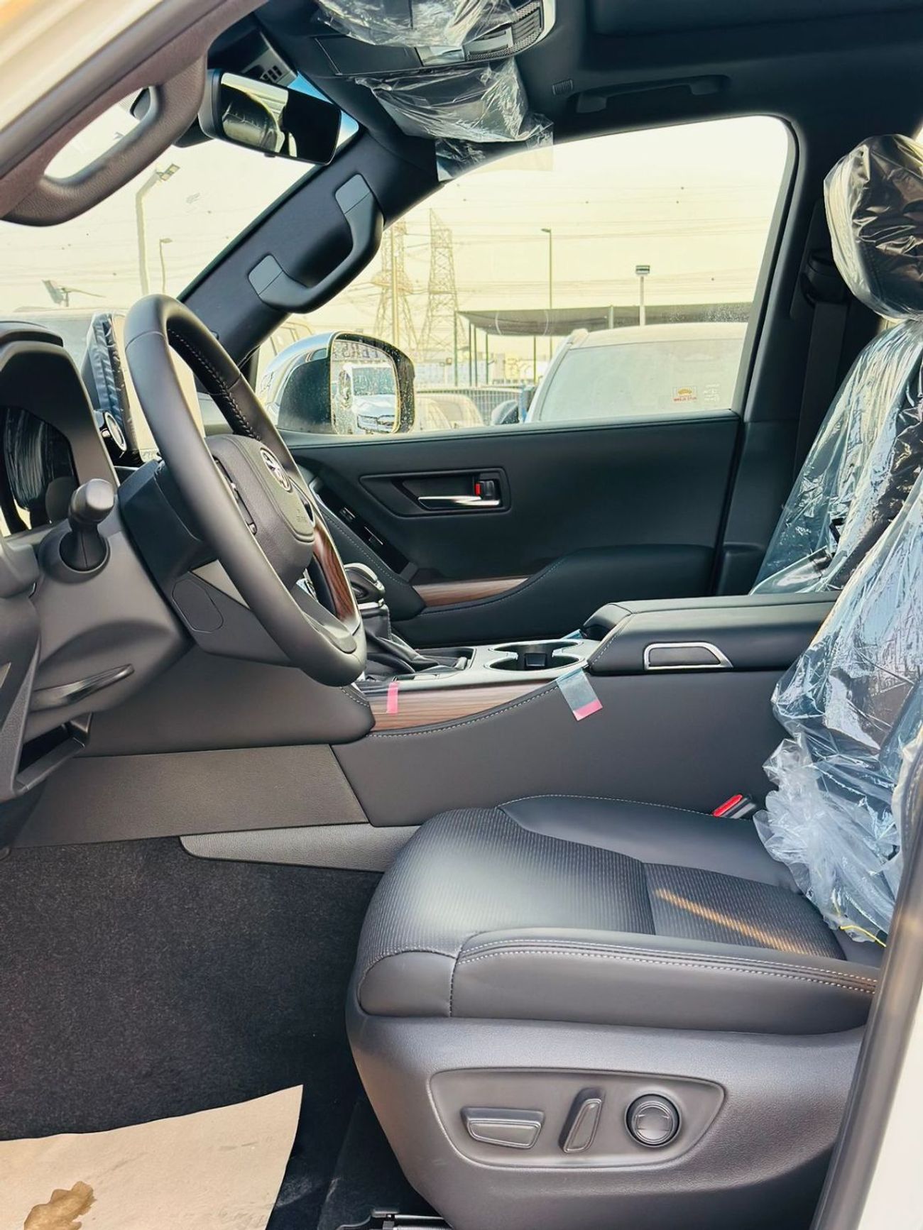 تويوتا لاند كروزر VX 4.0L