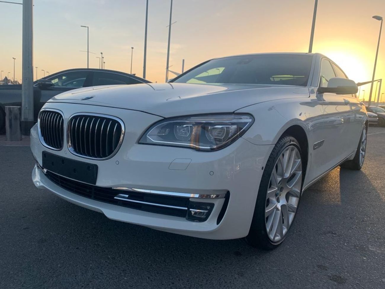 BMW 750Li Exclusive BMW 750 Li_TWIN POWER TERBO _GCC_2015_Excellent Condition _Full option