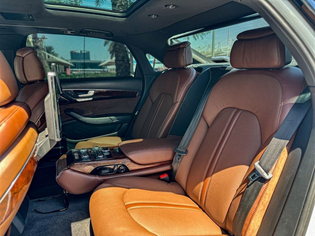 أودي A8 AUDI A8L 50 TFSI quattro Business Edition 3.0L