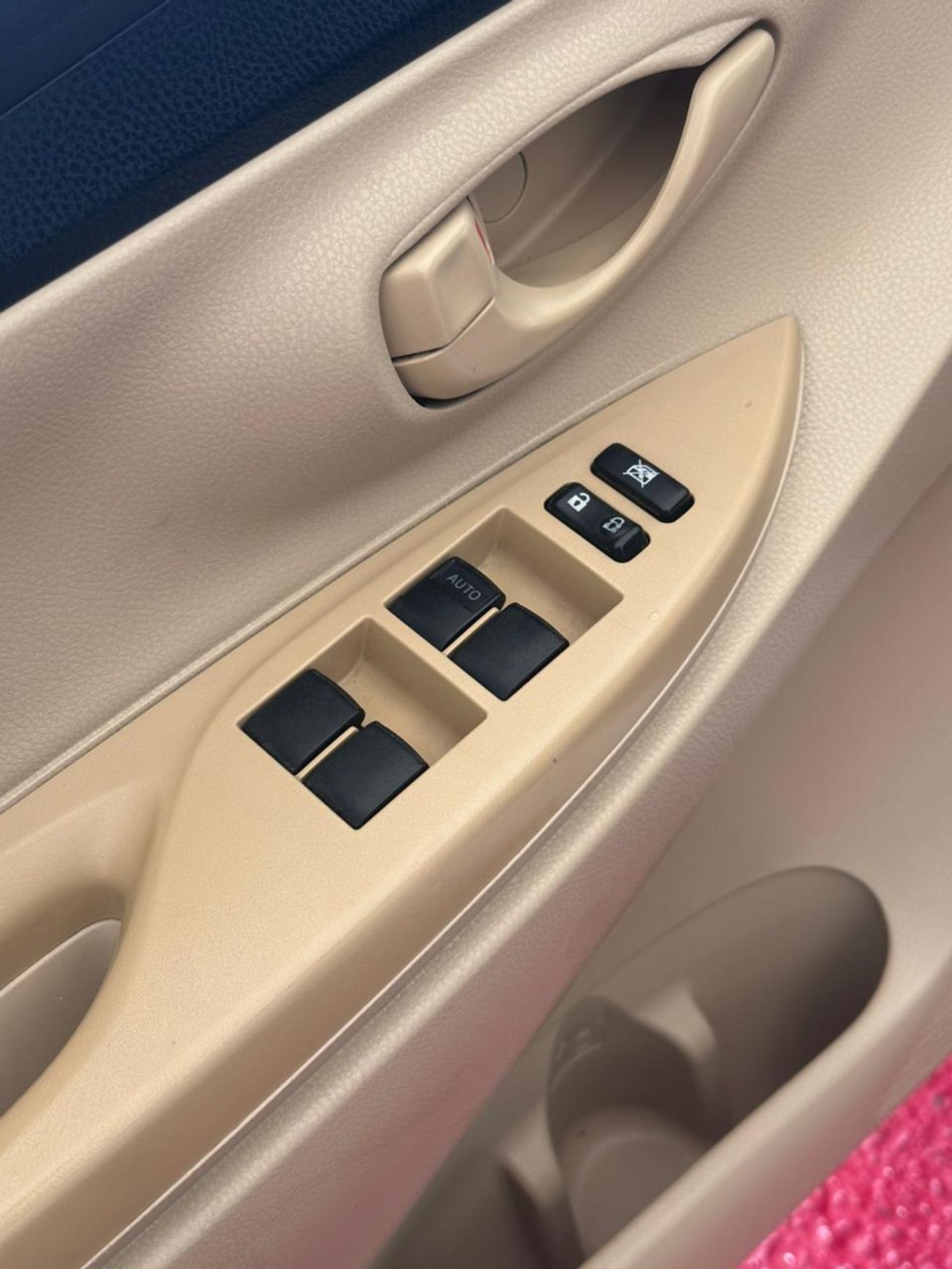 Toyota Yaris E 1.5L (109 HP)