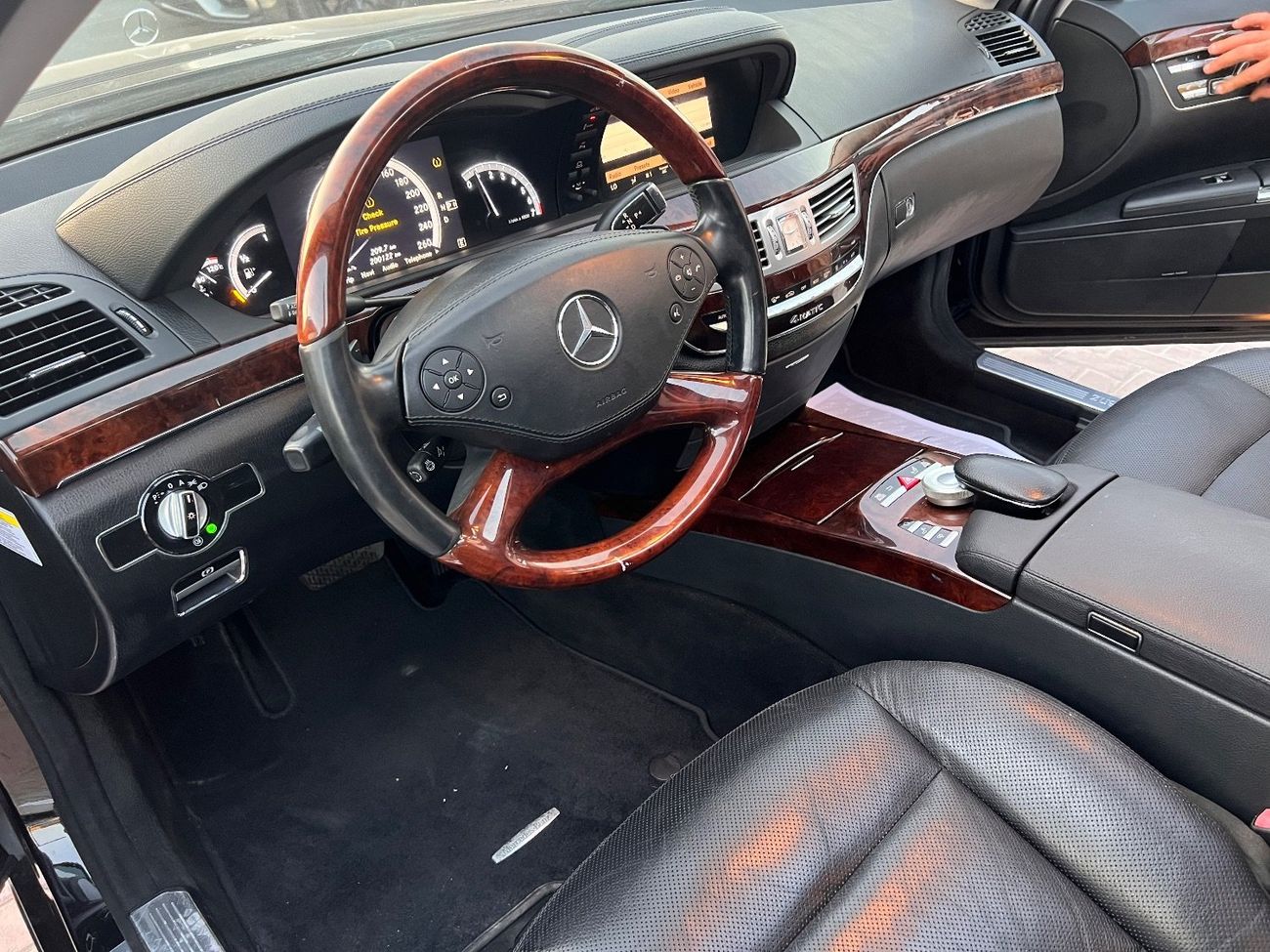 Mercedes-Benz S 550