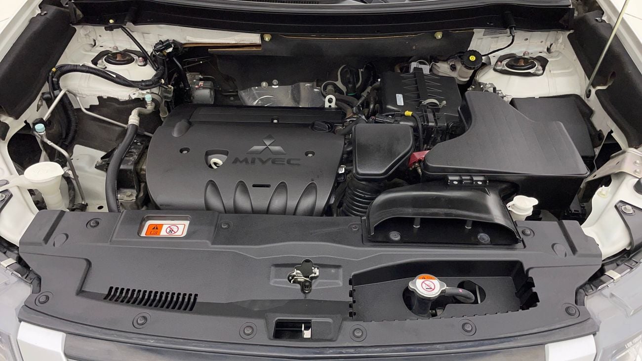 Mitsubishi Outlander GLX LOW LINE 2.4 | Zero Down Payment | Home Test Drive