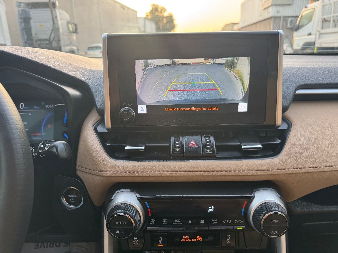 Toyota RAV4 Toyota Rav4 XLE full option premium IMPORTED FROM USA