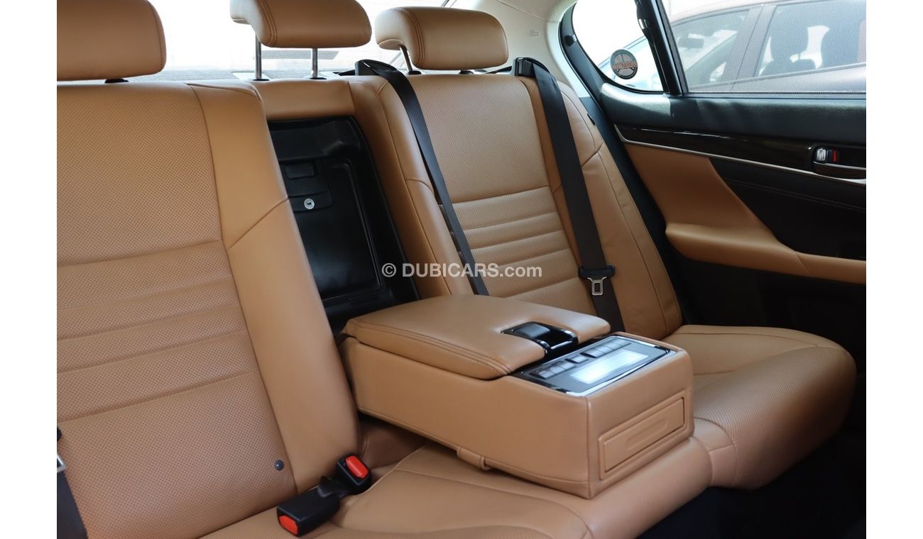 Lexus GS350 Lexus GS350 Platinum / 2016 / GCC / Full