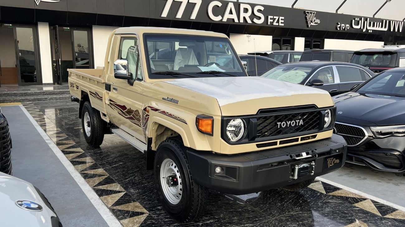 تويوتا لاند كروزر بيك آب SC 4.0L