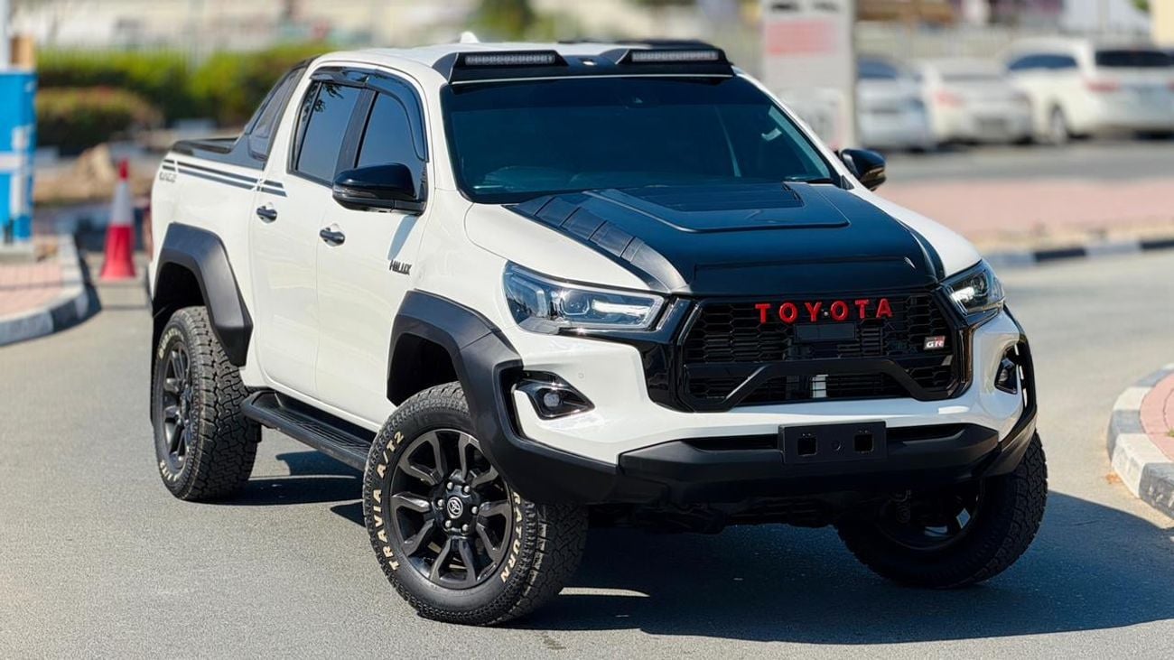 Toyota Hilux GR KITT install