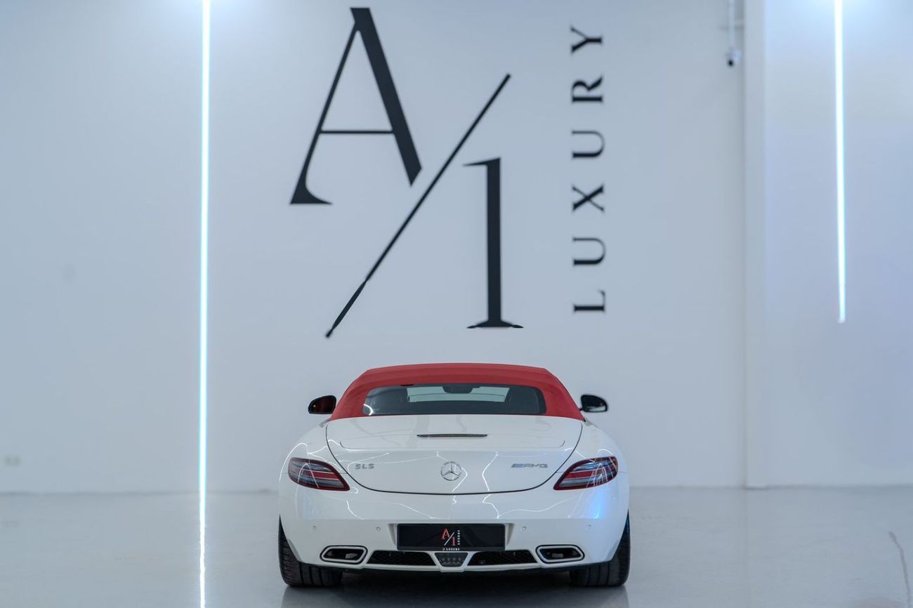 Mercedes-Benz SLS AMG Std 6.2L 2012 Mercedes Benz SLS AMG Roadster, Full Service History, Carbon Fiber Package, Low Kms, G