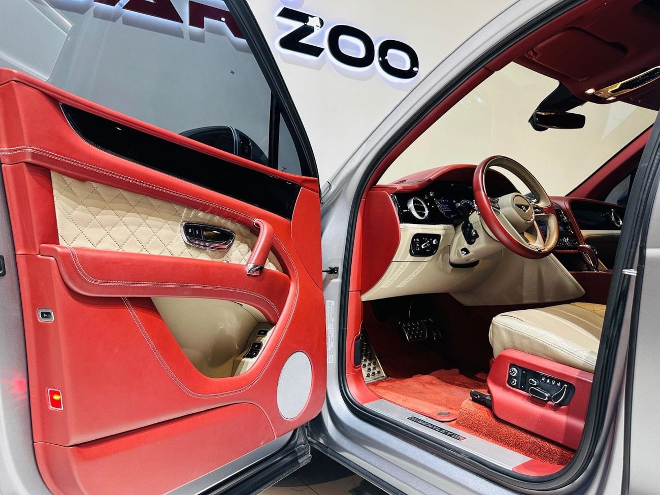 Bentley Bentayga SIGNATURE