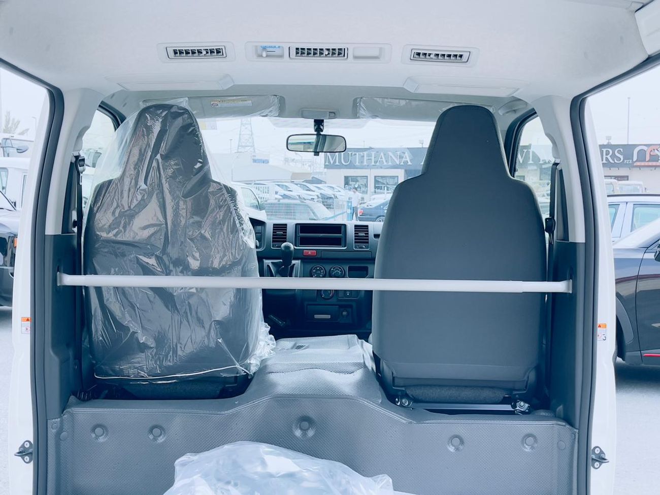 Toyota Hiace toyota hiace cargo 2.5l dsl 2025