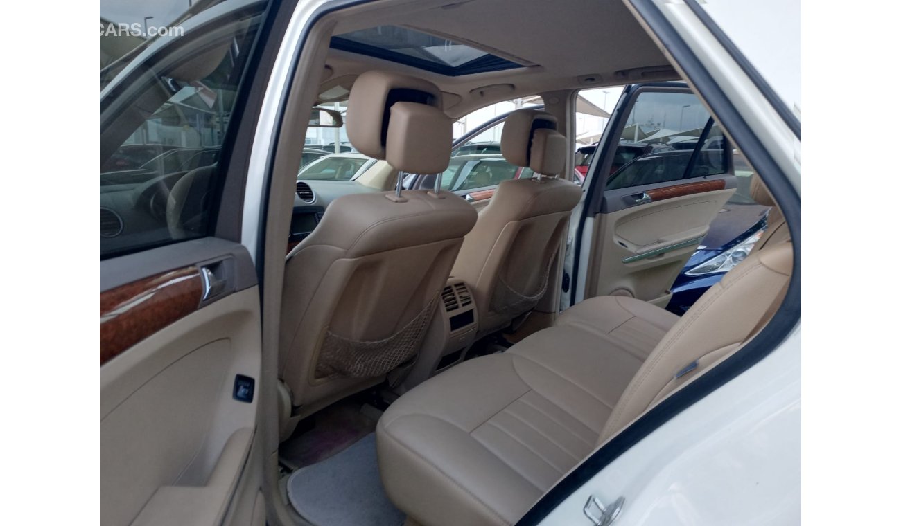 مرسيدس بنز ML 350 موديل 2007 وارد فتحة جلد مثبت سرعة تحكم رنجات حساسات خشب شاشة كاميرا خلفية بحالة ممتازة