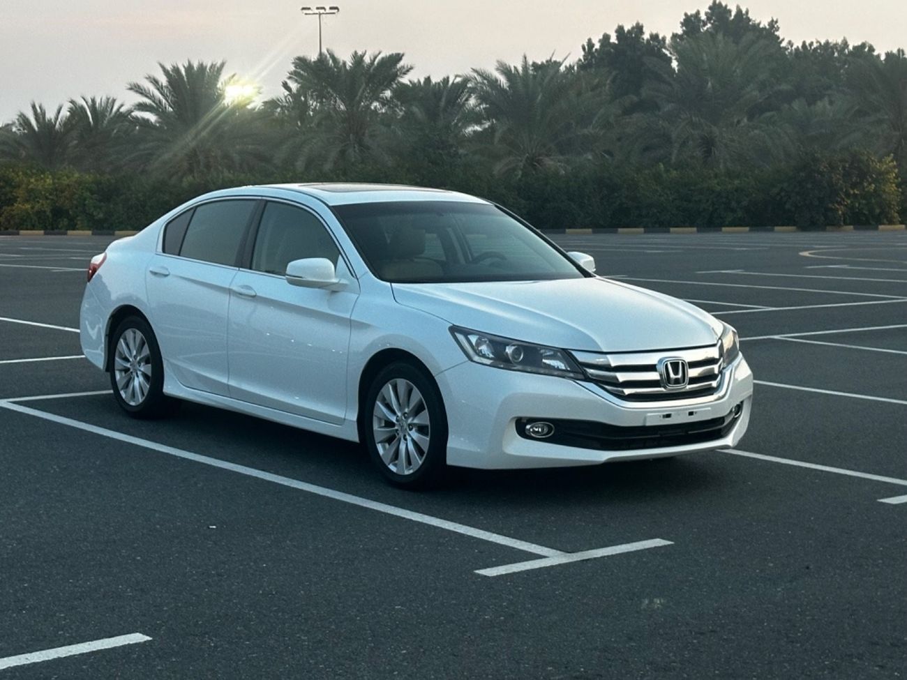 Honda Accord LX MODEL 2016 GCC CAR PERFECT CONDITION FULL OPTION SUN ROOF