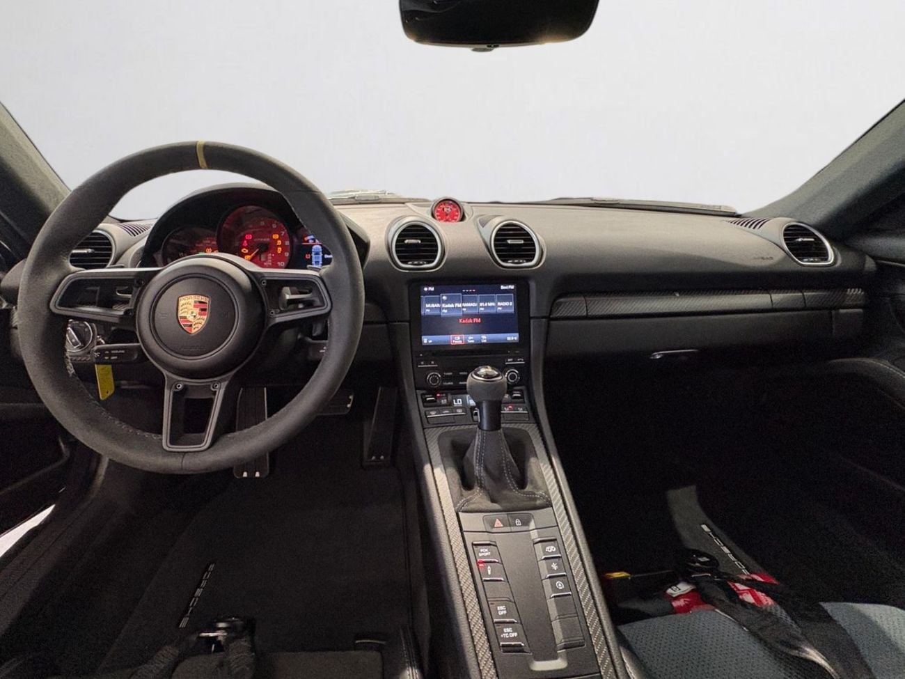 Porsche 718 Cayman AED 11,180 P.M | 0% DOWN PAYMENT | PORSCHE 718 CAYMAN GT4 RS | 4.0L NATURALLY ASPIRATED | 2023 | GCC