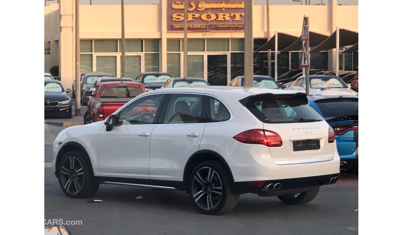 Porsche Cayenne S PORSCHE CAYENNE S MODEL 2013 GCC car prefect condition full option panoramic roof