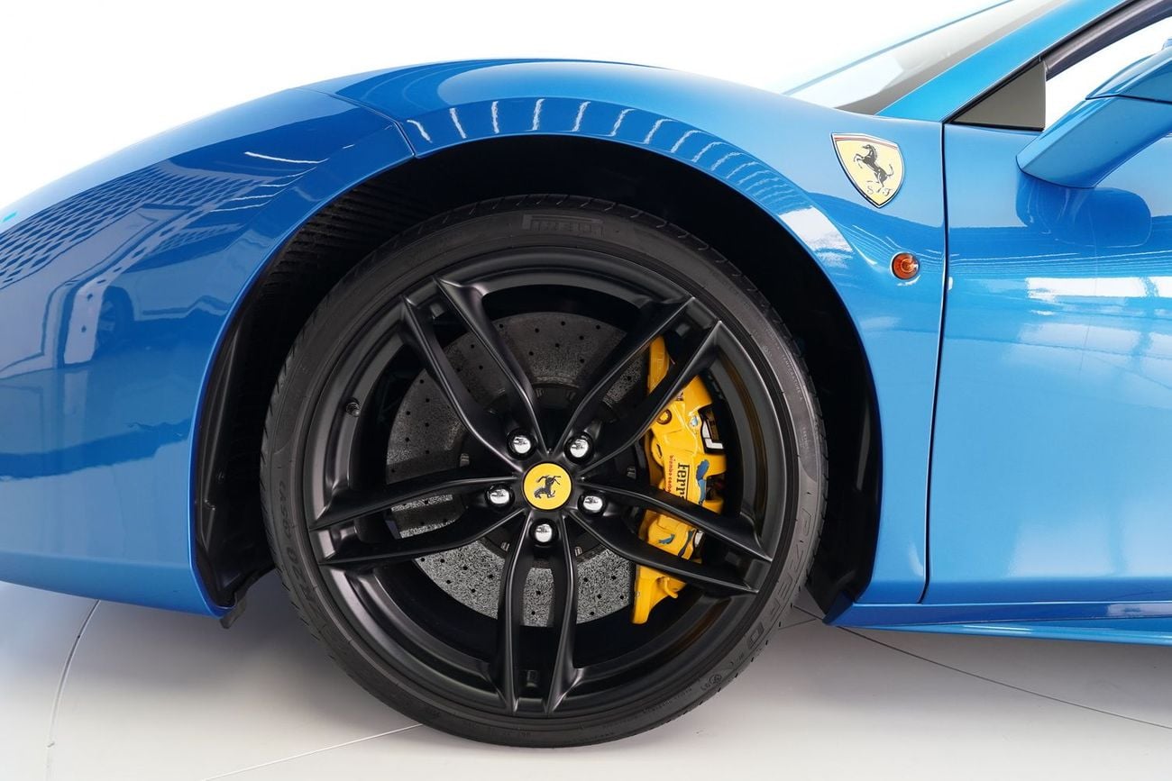 Ferrari 488 Spider STD