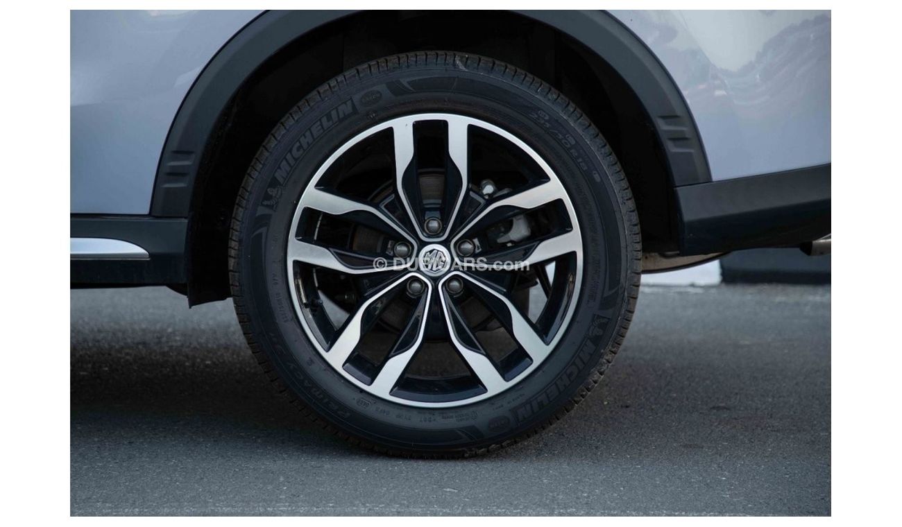 MG RX5 2023 MG RX5 2.0 AWD LUXURY - Silver inside Black // 3 Years Warranty Or 100,000 KM , 1 Year Service 