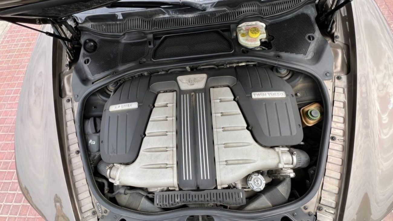 Bentley Flying Spur Bentley Flying Spur 2014 | GCC | W12 | Full Service History | Clean Car