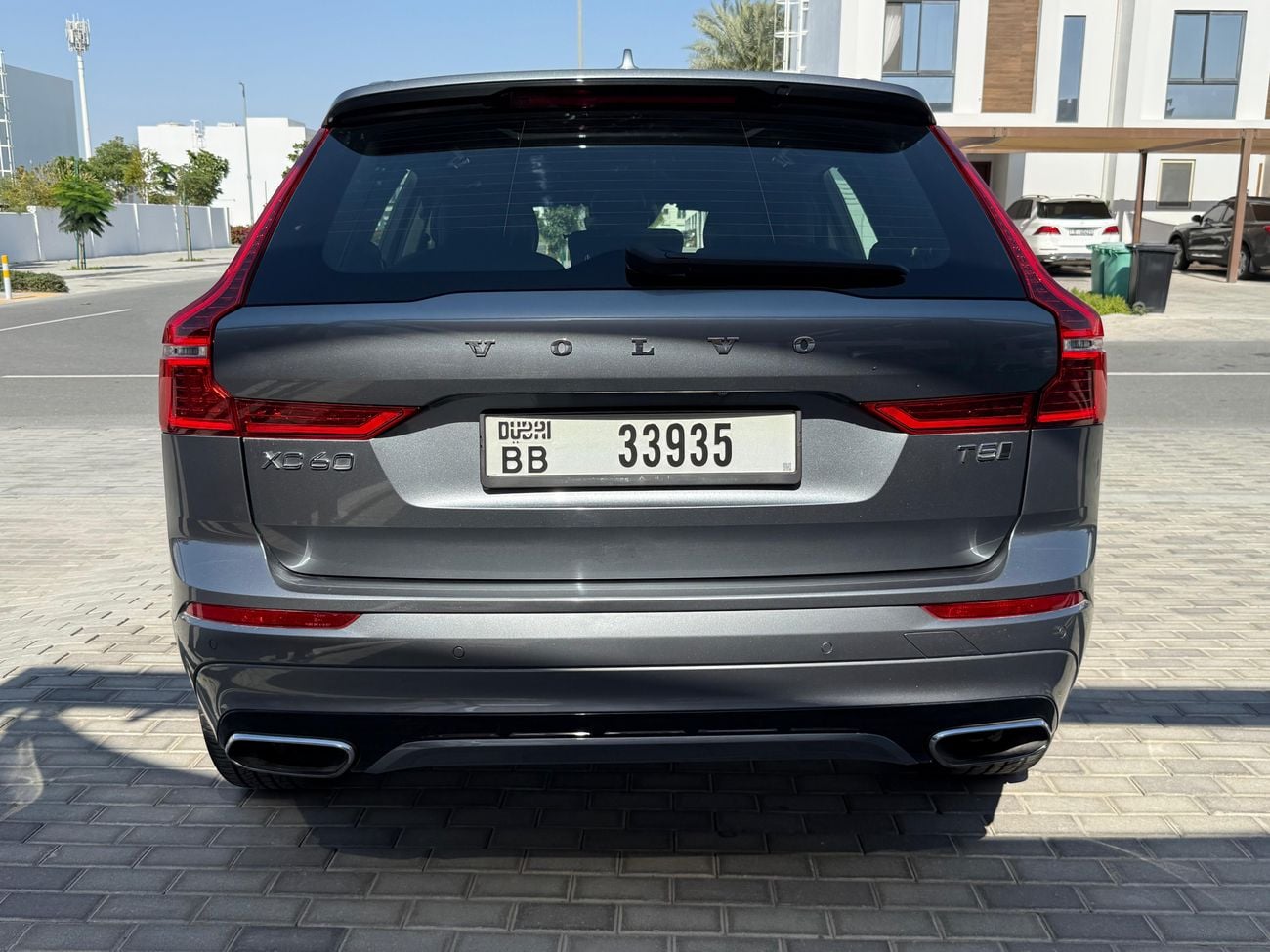 Volvo XC60 T5 R Design 2.0L