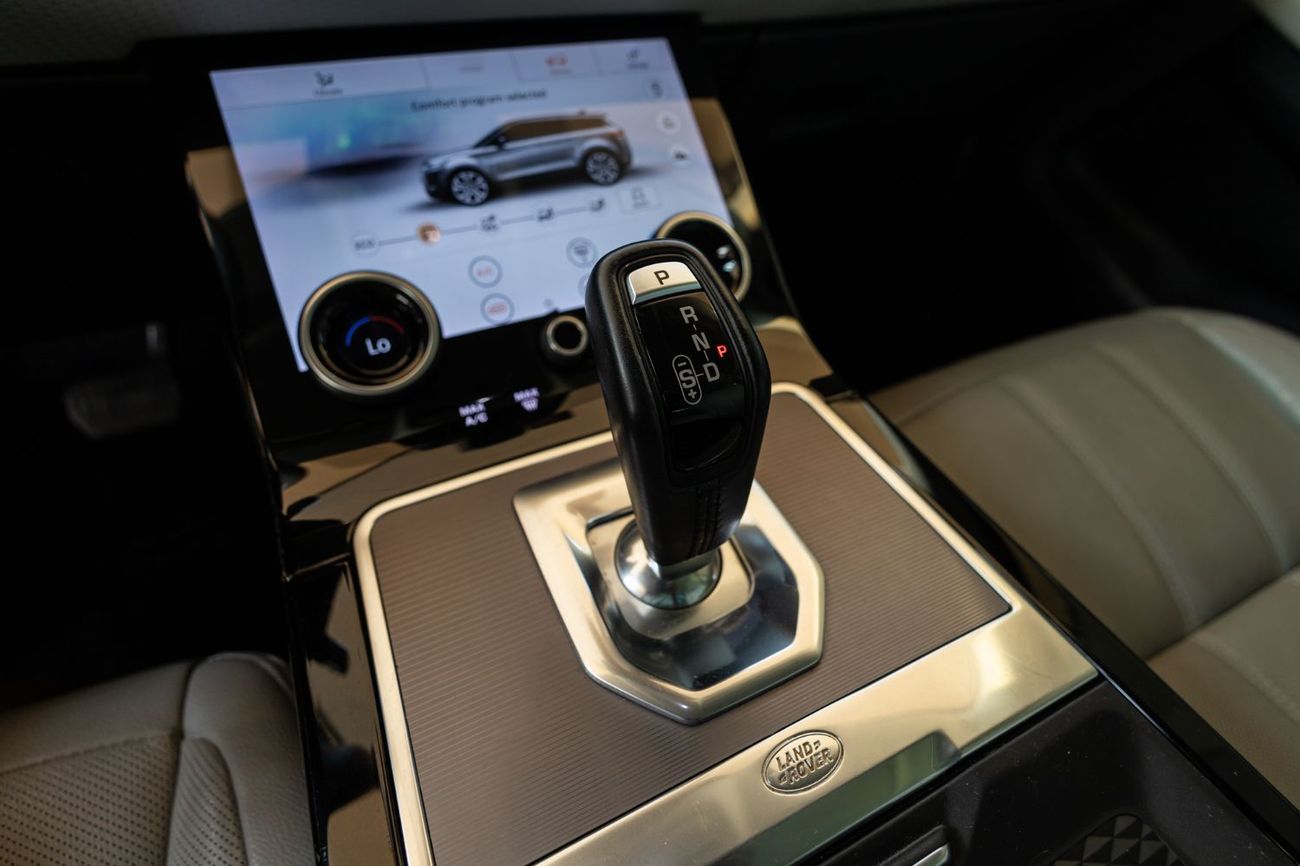 لاند روفر رانج روفر إيفوك P200 S 2.0L