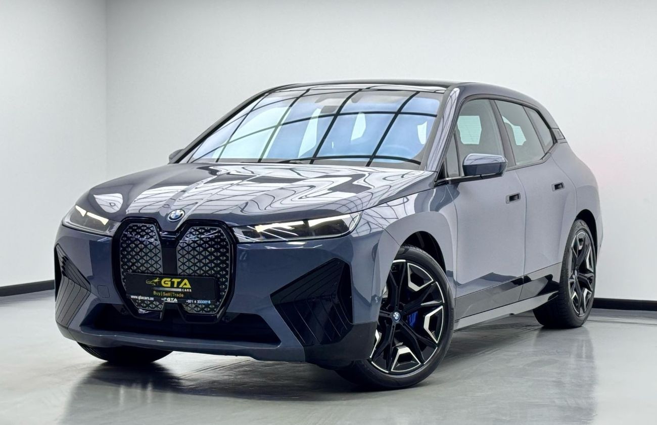 بي أم دبليو iX xDrive40 2023 BMW iX xDrive40, 2027 BMW Warranty, 2028 BMW Service Pack, Very Low Kms, GCC
