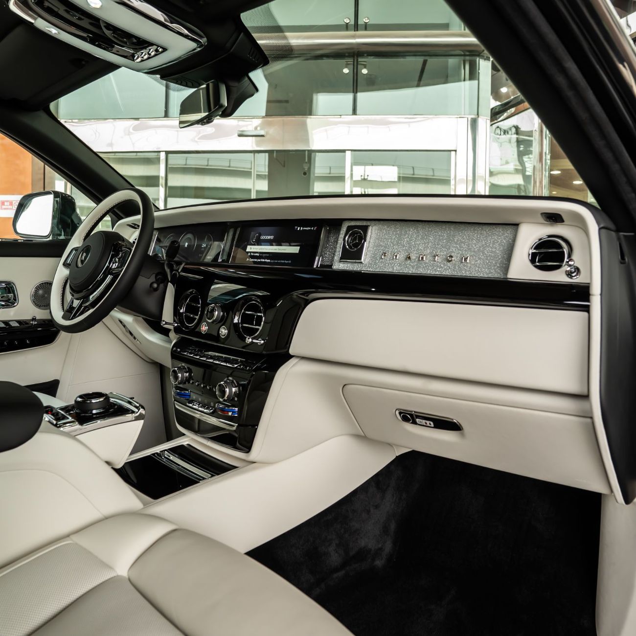 رولز رويس فانتوم 2026 ROLLS ROYCE PHANTOM GCC WITH WARRANTY+ SERVICE( BRAND NEW )