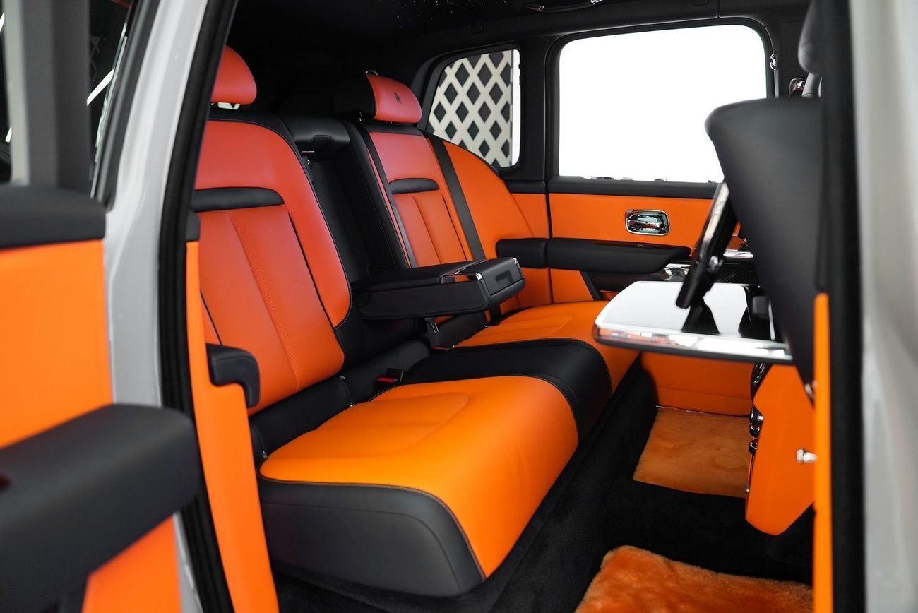 رولز رويس كولينان Rolls Royce Cullinan Black Badge