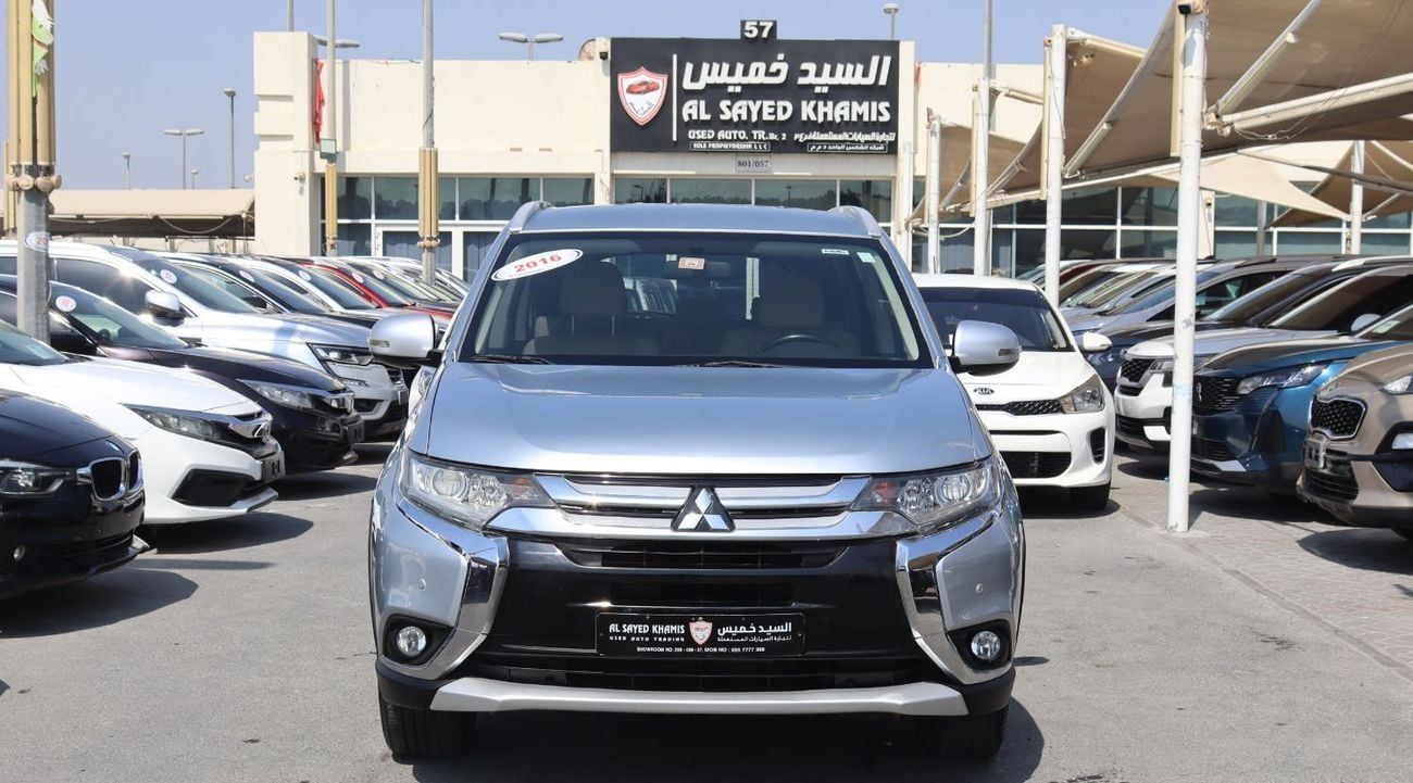 ميتسوبيشي آوتلاندر ميتسوبيشى آوتلاندر 2016-7 مقاعد -  خليجى بحاله ممتازه ممشى 155000 كم بمحرك  2.4L بسعر 30000 درهم