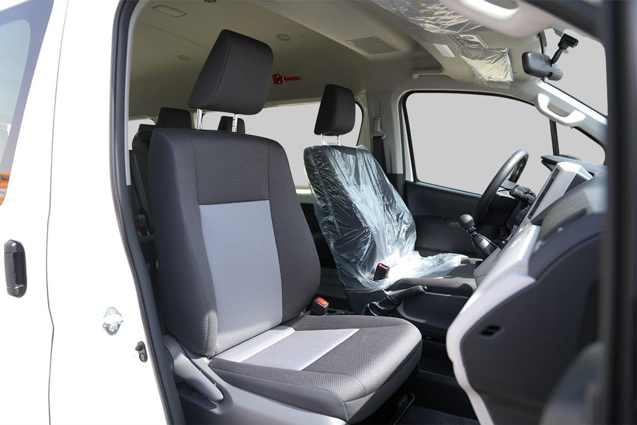 Toyota Hiace TOYOTA HIACE PASSENGER 2.8L DIESEL MANUAL TRANSMISSION  2026 MODEL GCC