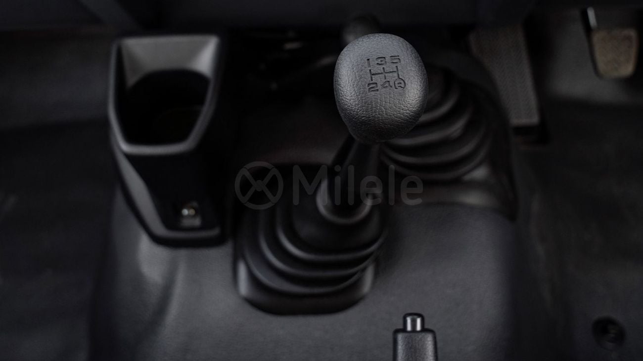 تويوتا لاند كروزر 70 LAND CRUISER LC78