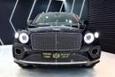 Bentley Bentayga V8, Mulliner Console Bottle Cooler, Rear Picnic Tables, Carbon Interior!!