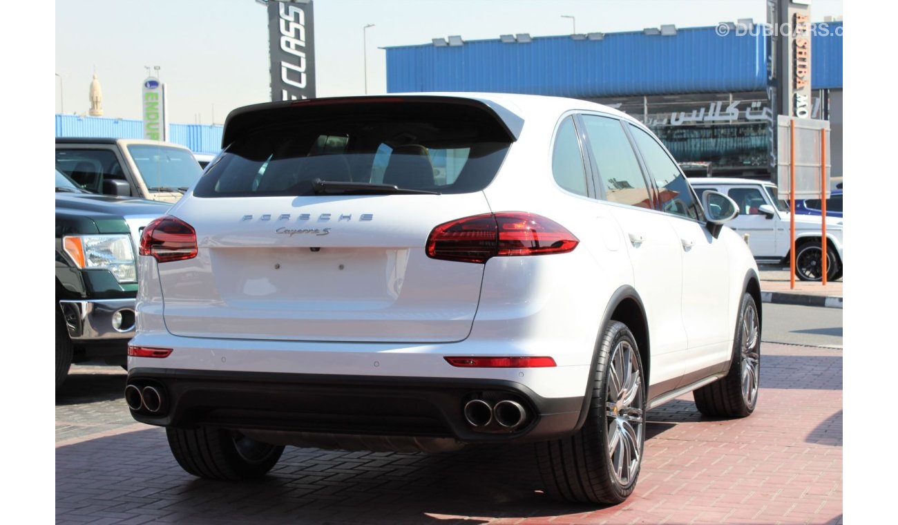 Porsche Cayenne S GCC MINT IN CONDITION