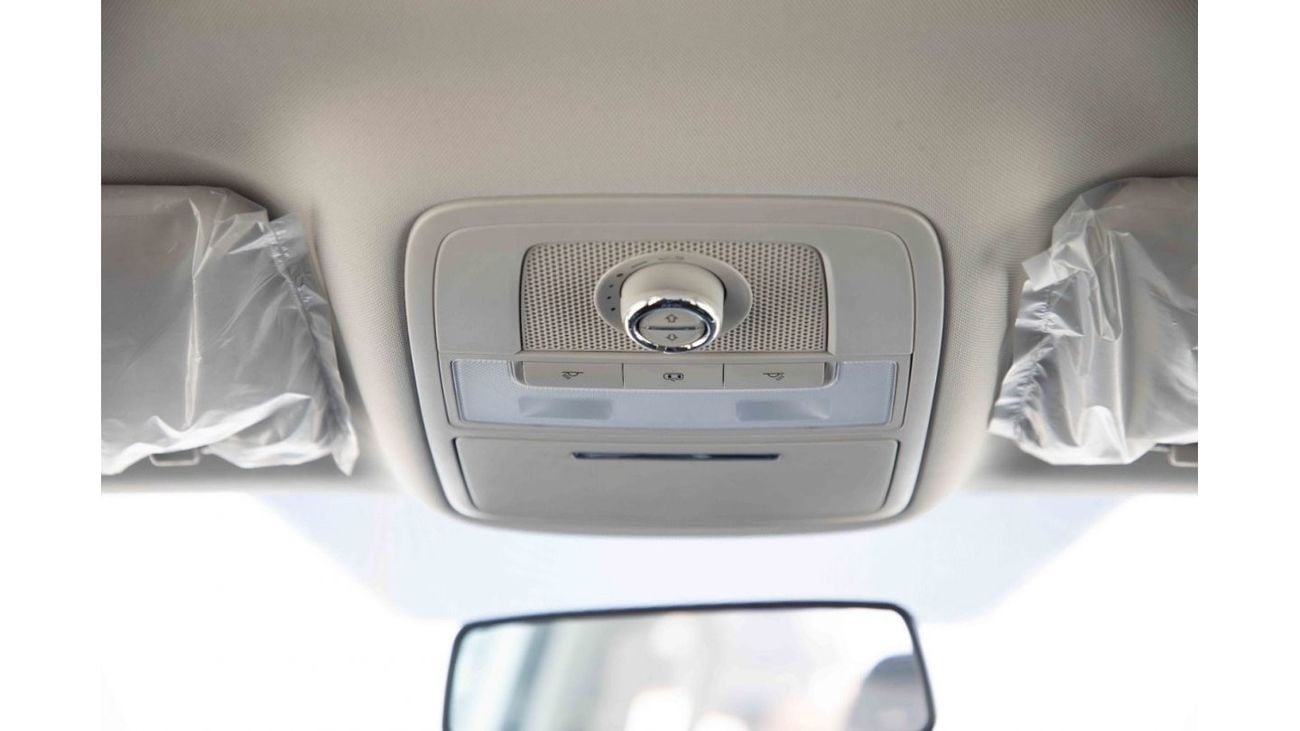 MG RX8 2023 MG RX8 4X4 2.0 STANDARD - Silver inside Black