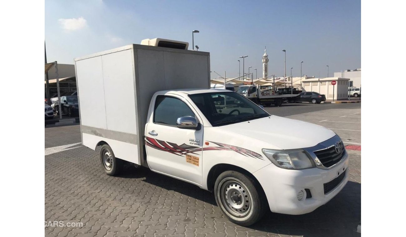 Toyota Hilux Toyota hilux 2014 g cc chelr very good condition